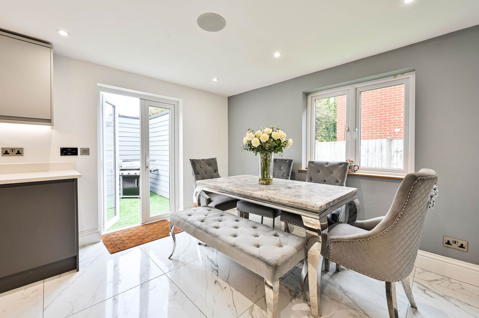 3 bed semi-detached house for sale in Vicarage Road, Egham  - Property Image 10