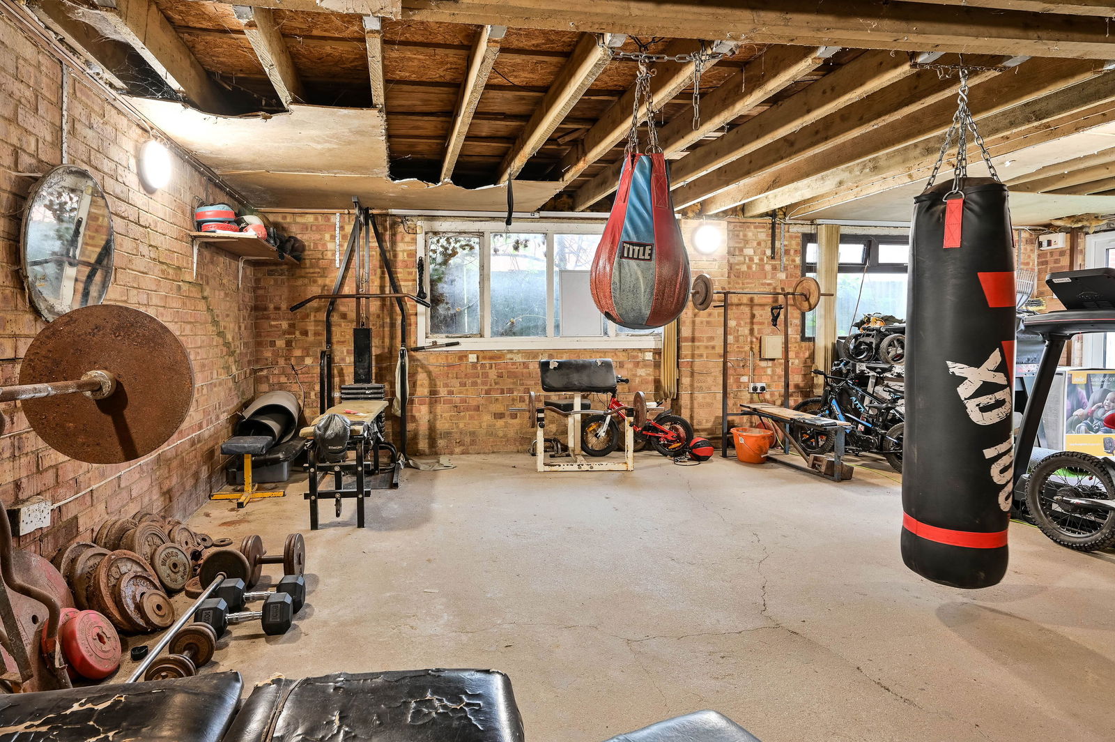 3 bed semi-detached house for sale in Vicarage Road, Egham  - Property Image 18