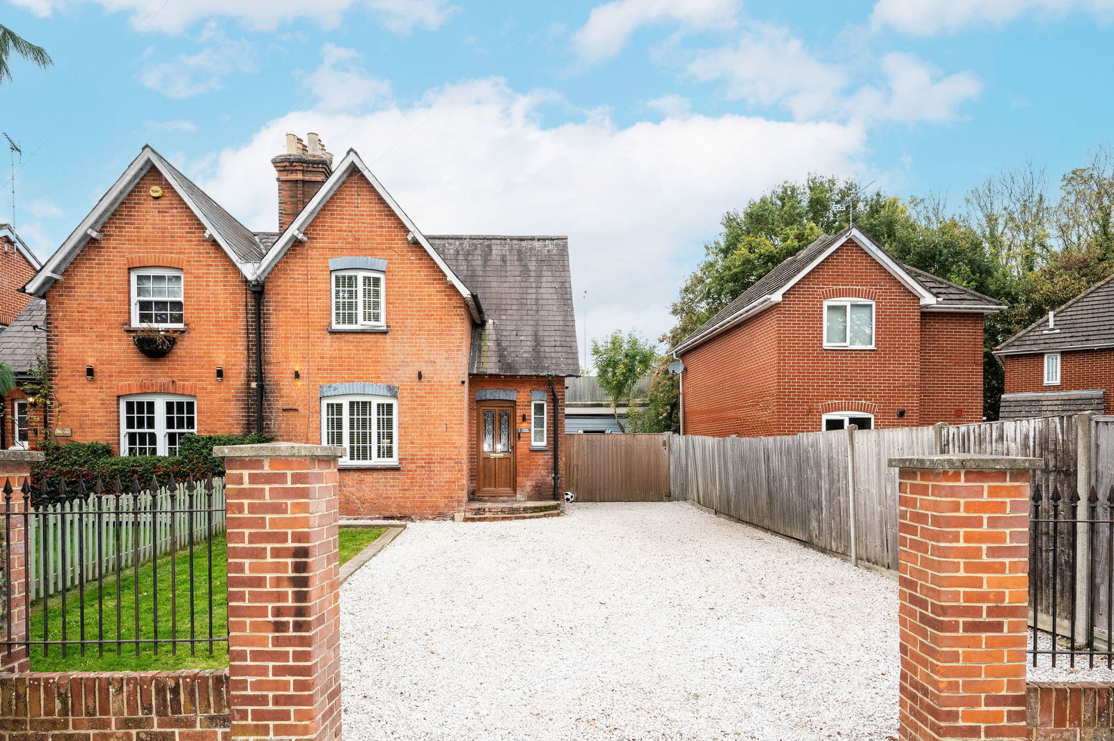 3 bed semi-detached house for sale in Vicarage Road, Egham  - Property Image 4