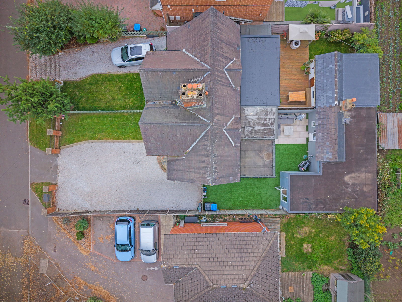 3 bed semi-detached house for sale in Vicarage Road, Egham  - Property Image 5