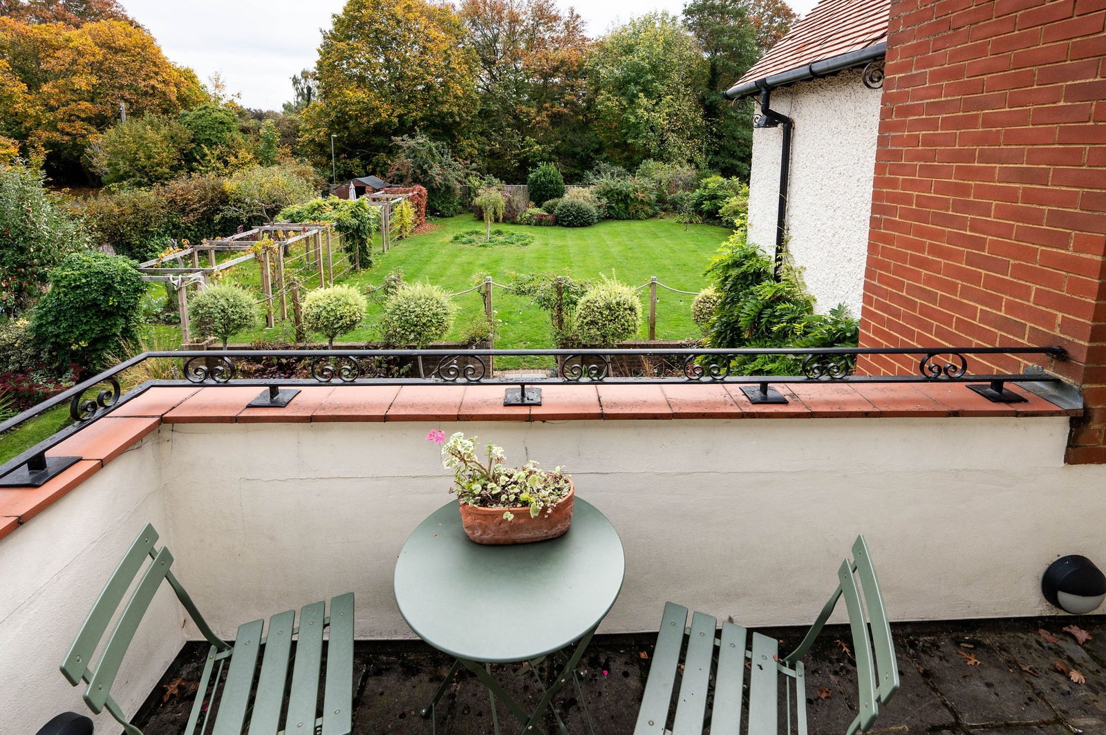 4 bed detached house for sale in Lower Road, Effingham  - Property Image 22