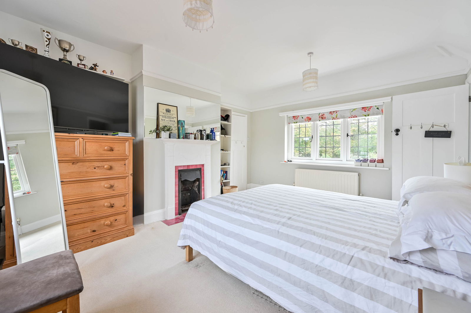 4 bed detached house for sale in Lower Road, Effingham  - Property Image 28