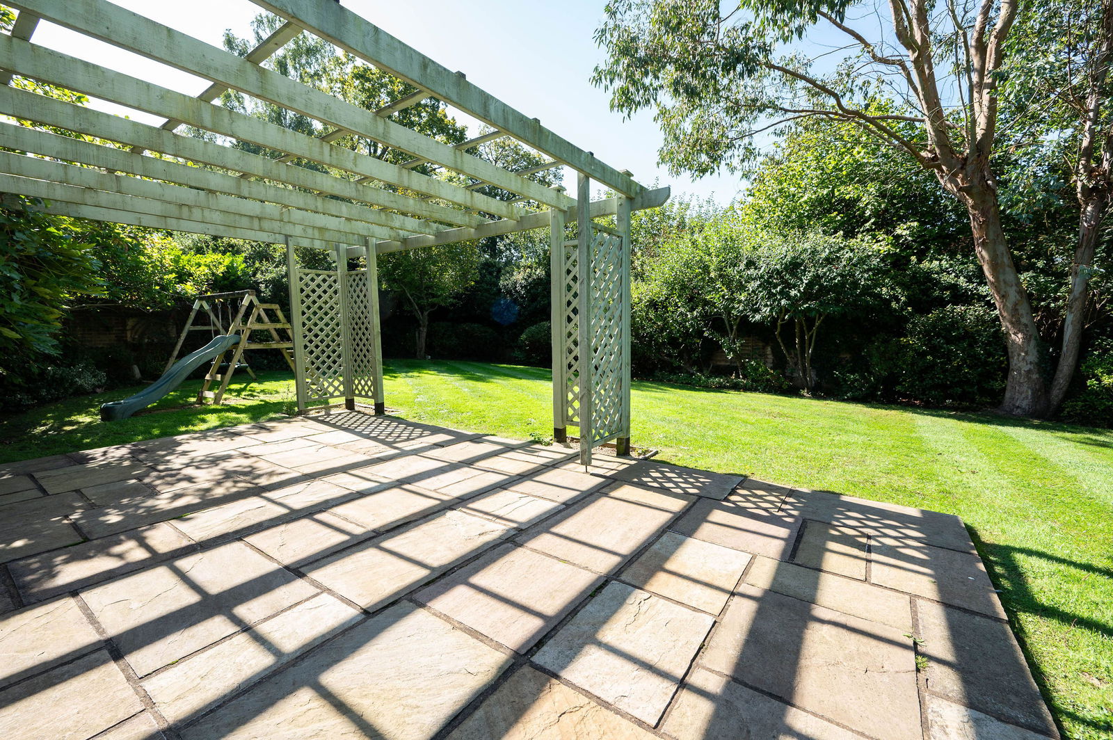 5 bed detached house for sale in Heathway, Leatherhead  - Property Image 27