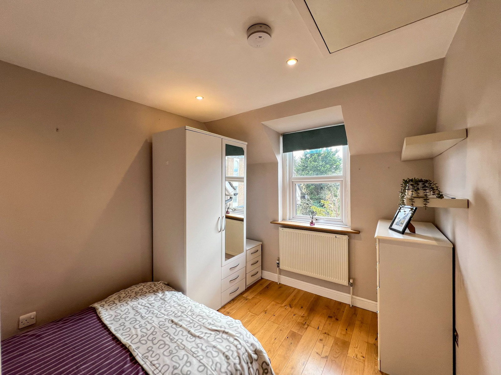 1 bed flat to rent in Station Road, Leatherhead, KT22  - Property Image 4