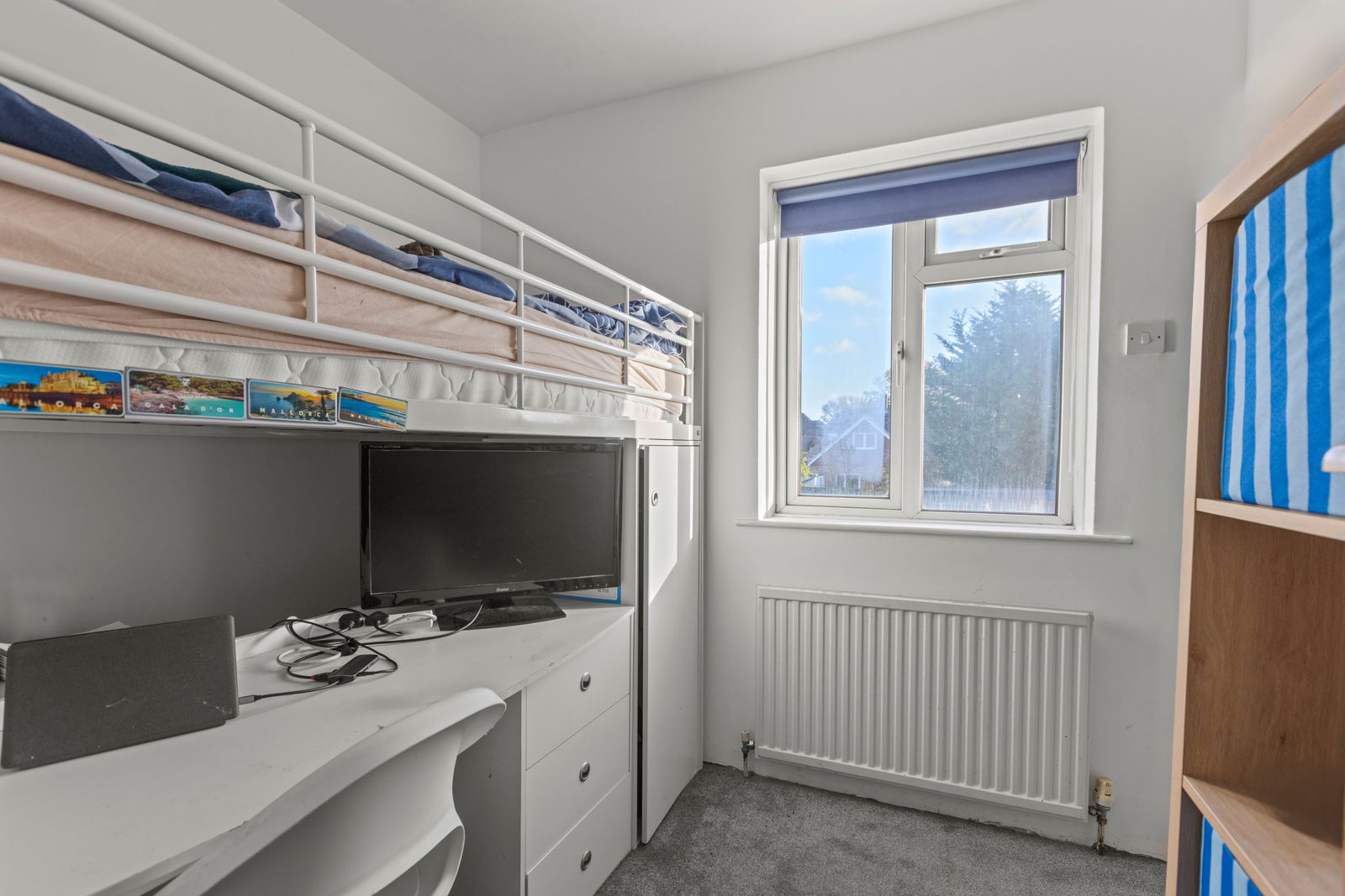 3 bed end of terrace house for sale in Woodbridge Avenue, Leatherhead, KT22  - Property Image 17