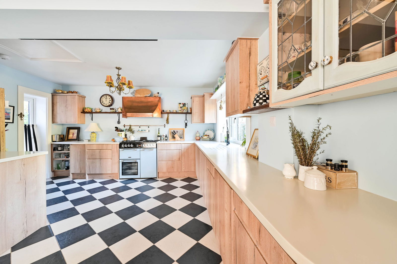 3 bed link detached house for sale in Summersbury Drive, Guildford, GU4  - Property Image 12