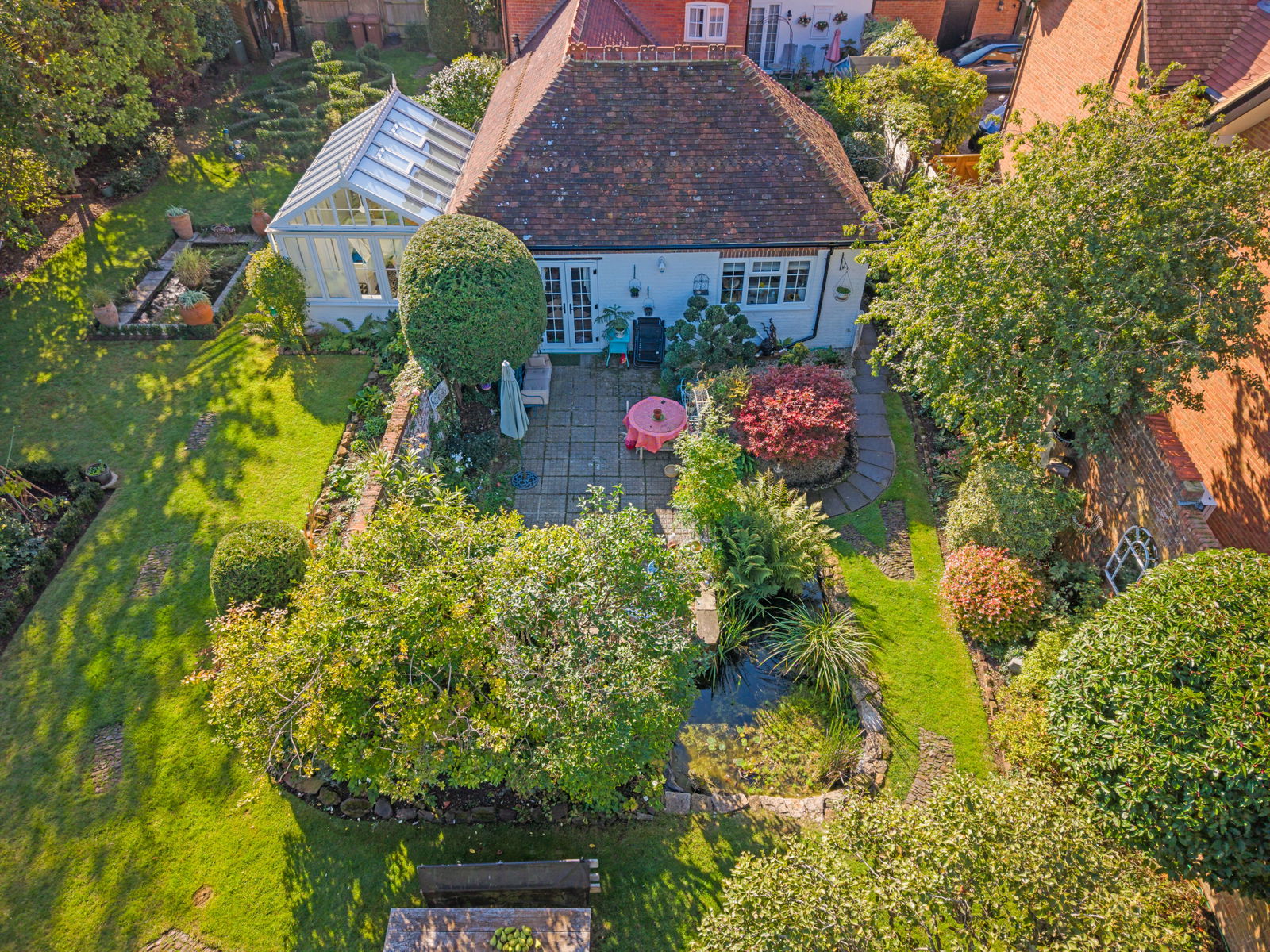 3 bed link detached house for sale in Summersbury Drive, Guildford, GU4  - Property Image 10