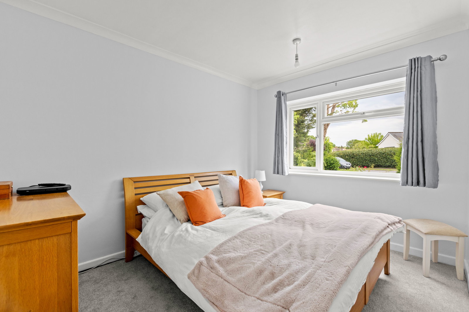 4 bed detached house to rent in The Copse, Fetcham, KT22  - Property Image 6