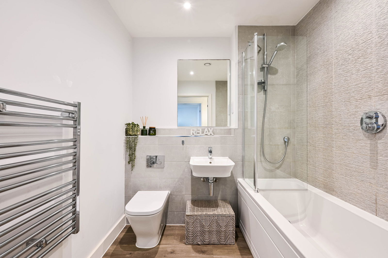 1 bed flat for sale in Mole Road, Hersham, KT12  - Property Image 9