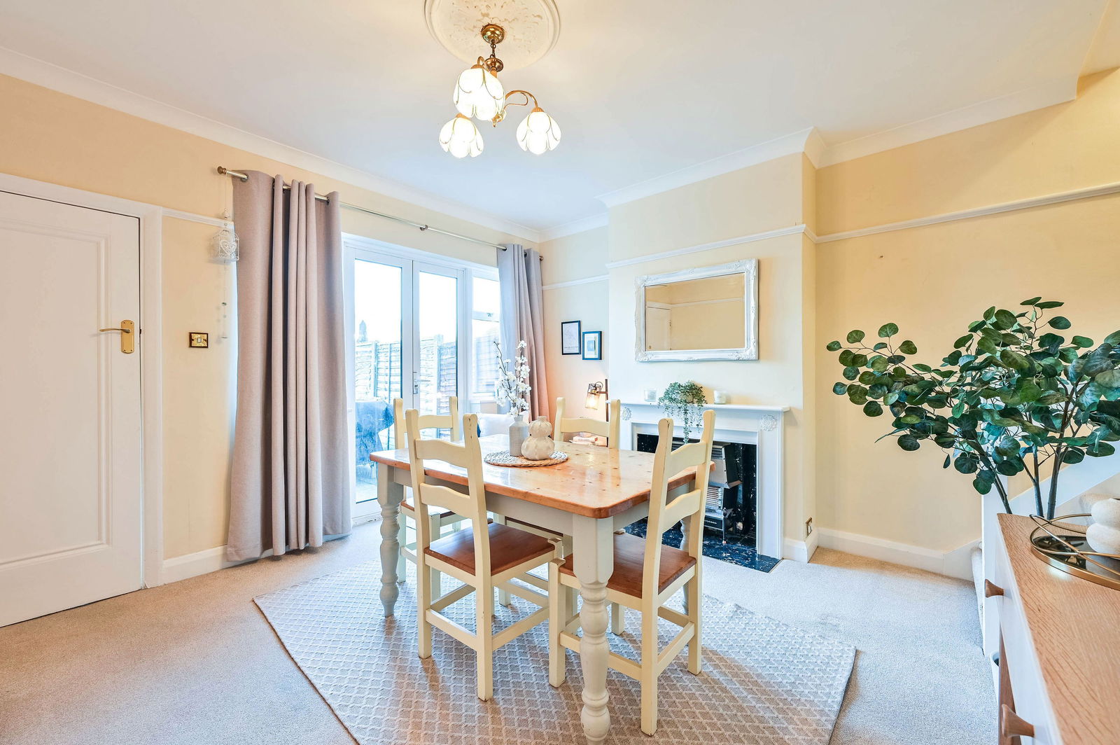 4 bed semi-detached house for sale in Briarwood Road, Epsom 7