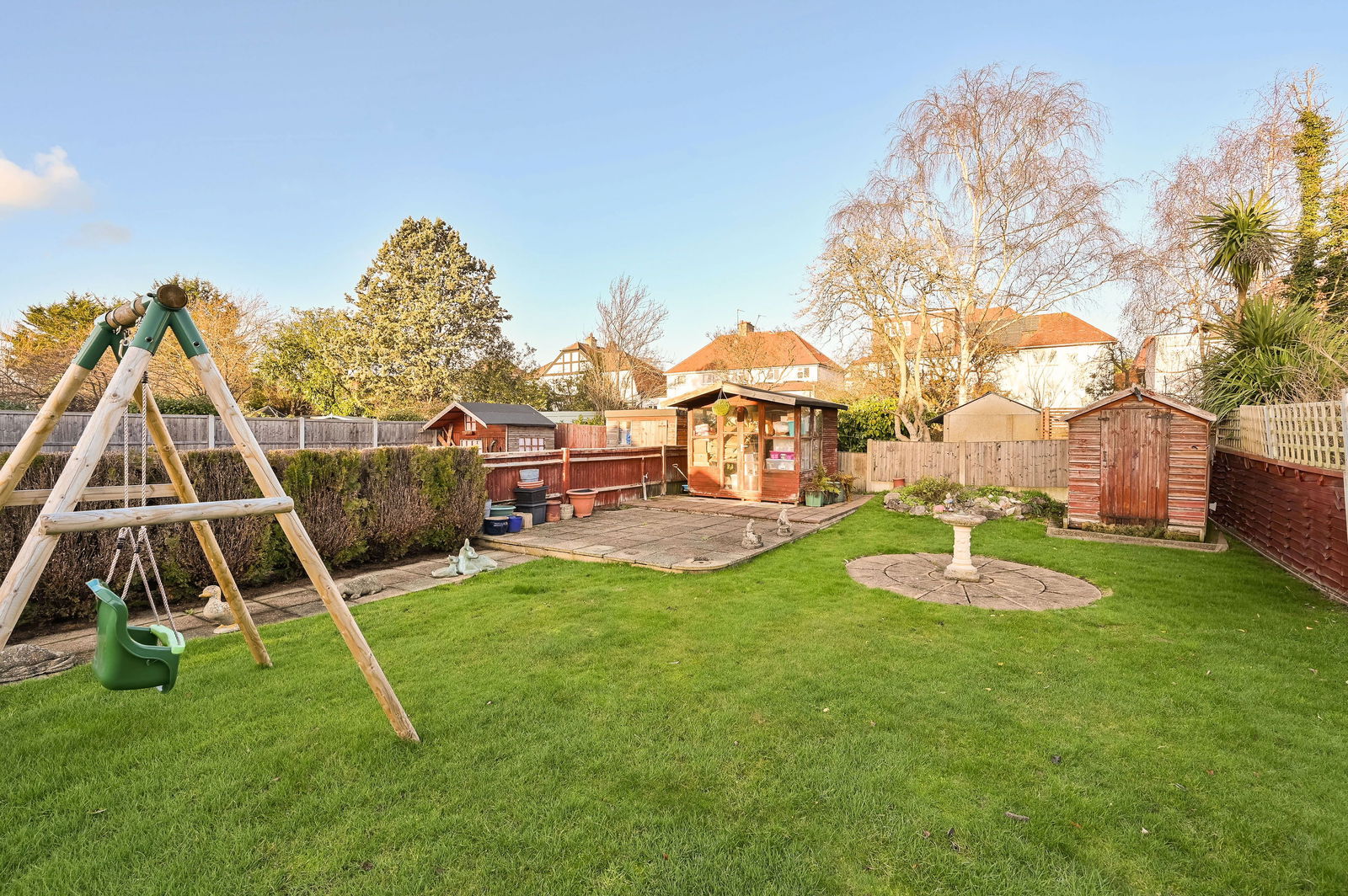 4 bed semi-detached house for sale in Briarwood Road, Epsom  - Property Image 11