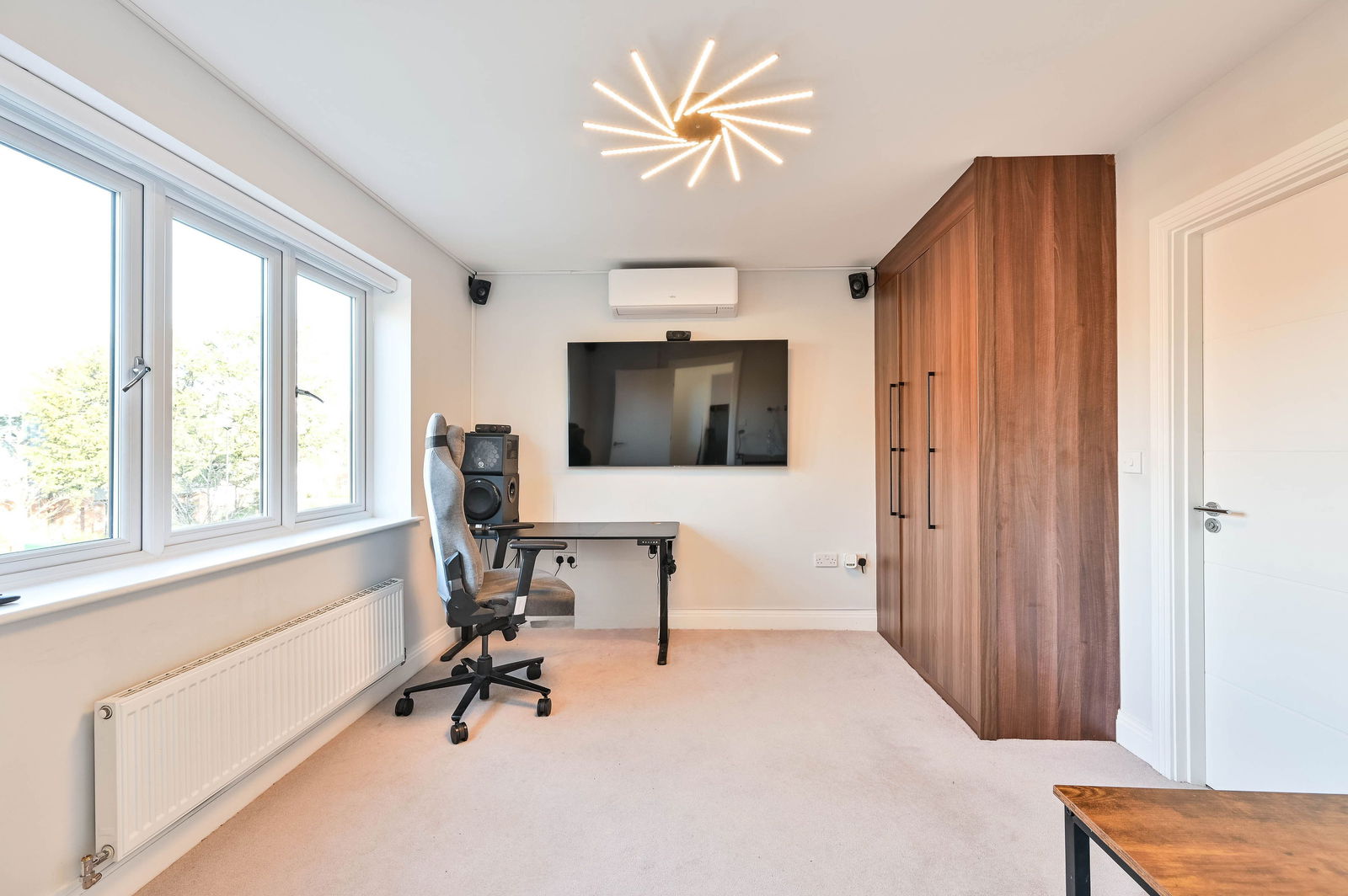 4 bed detached house for sale, Chertsey 17