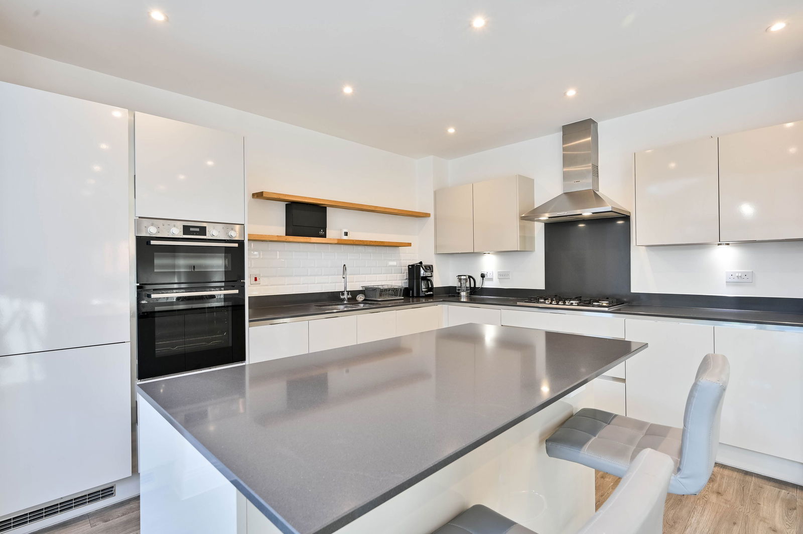 4 bed detached house for sale, Chertsey  - Property Image 8