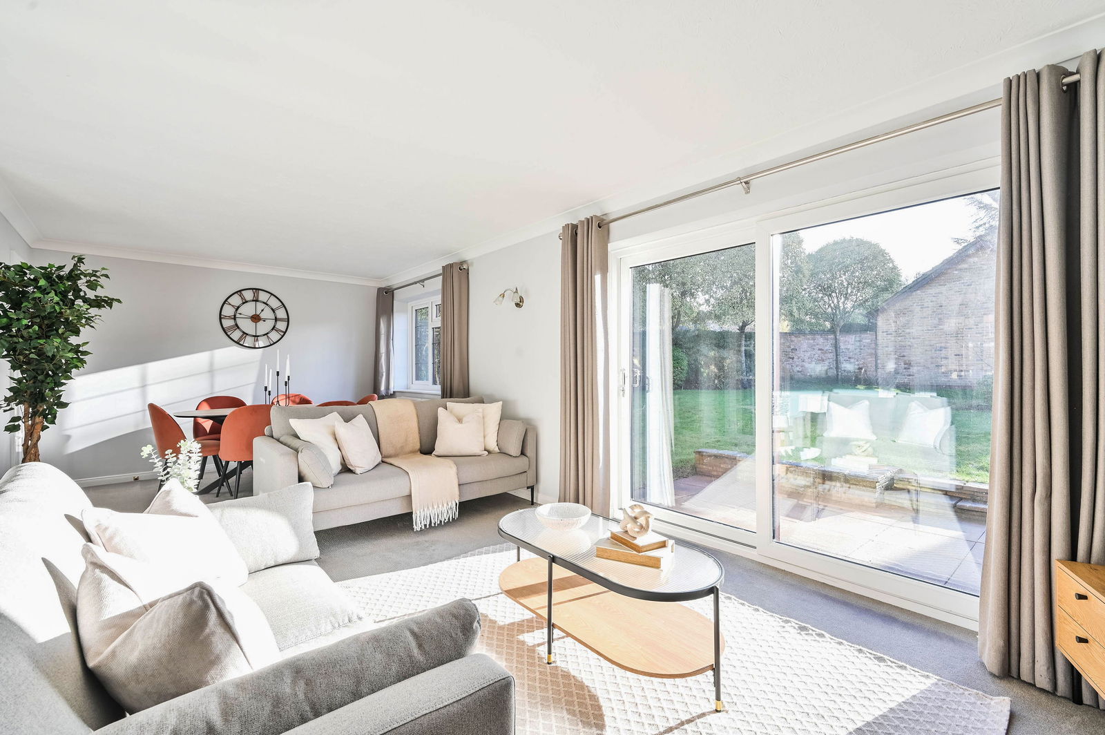 4 bed detached house for sale in Ashwood Park, Leatherhead  - Property Image 9