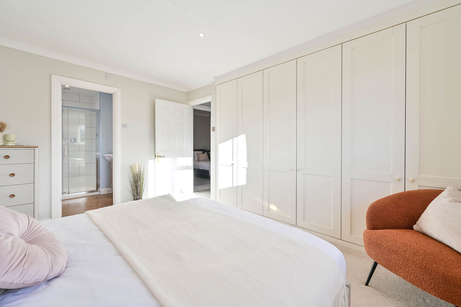 4 bed detached house for sale in Ashwood Park, Leatherhead 15