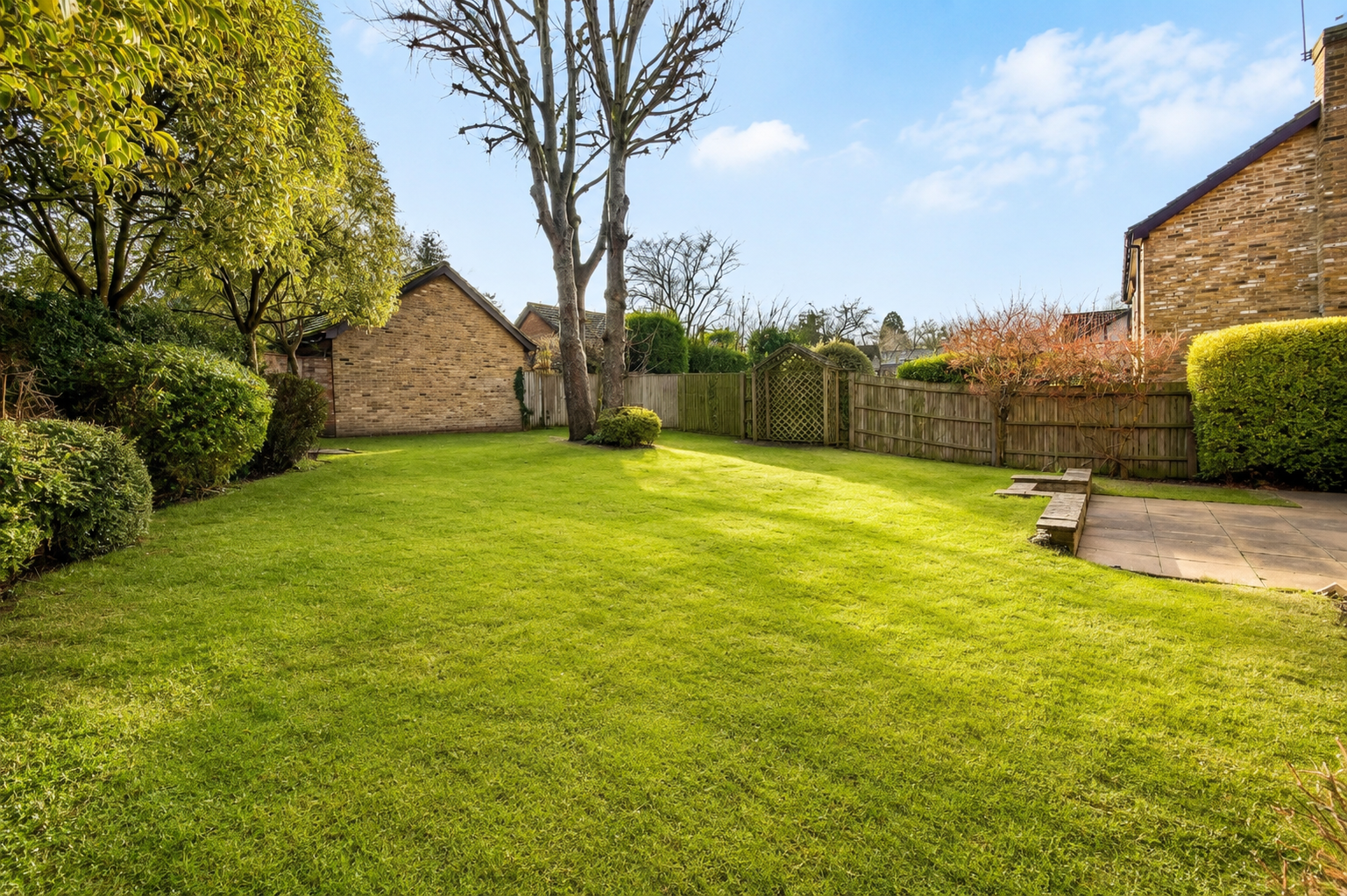 4 bed detached house for sale in Ashwood Park, Fetcham, KT22  - Property Image 8