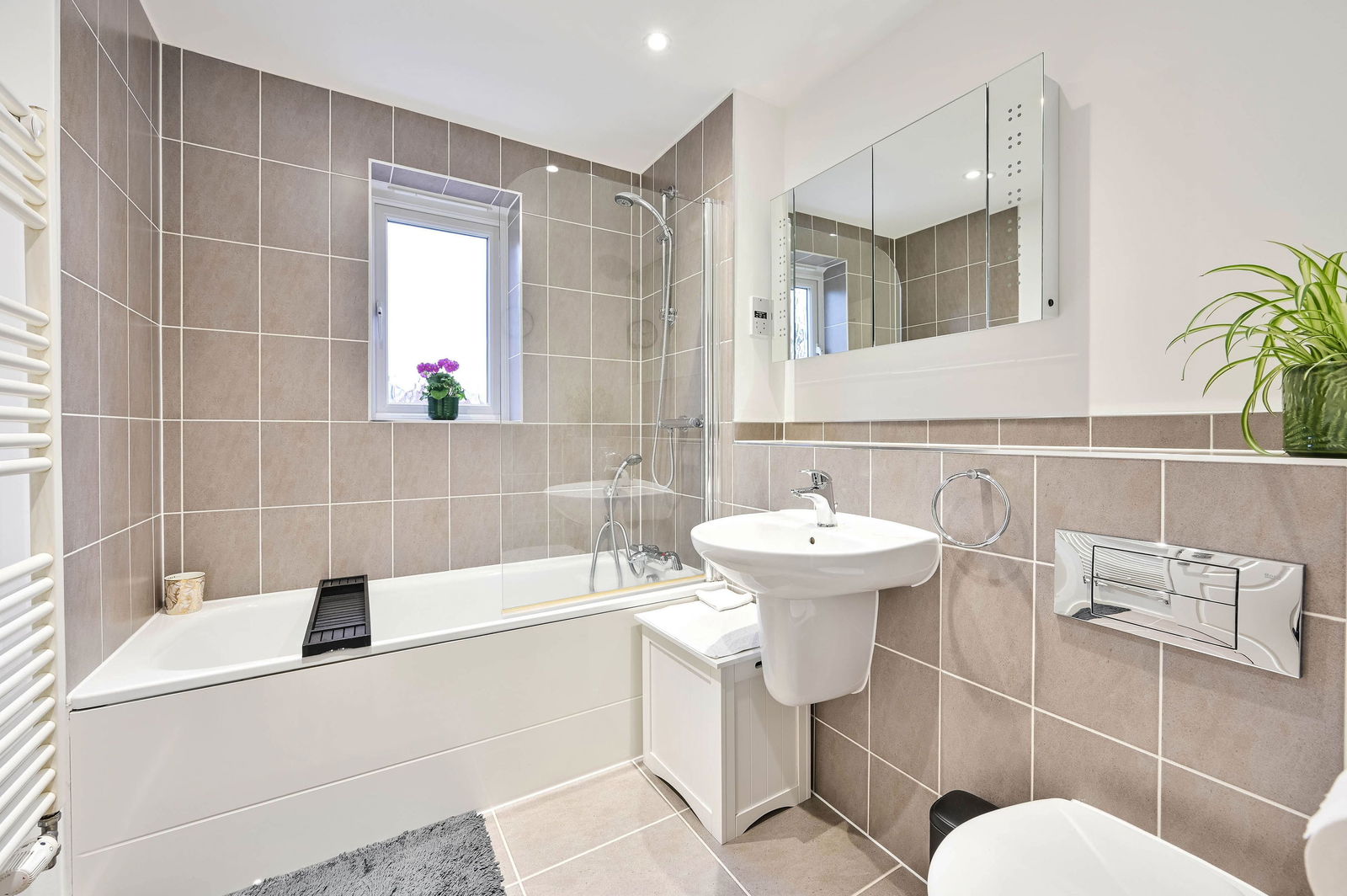 4 bed town house for sale in Raynham Close, Guildford  - Property Image 19