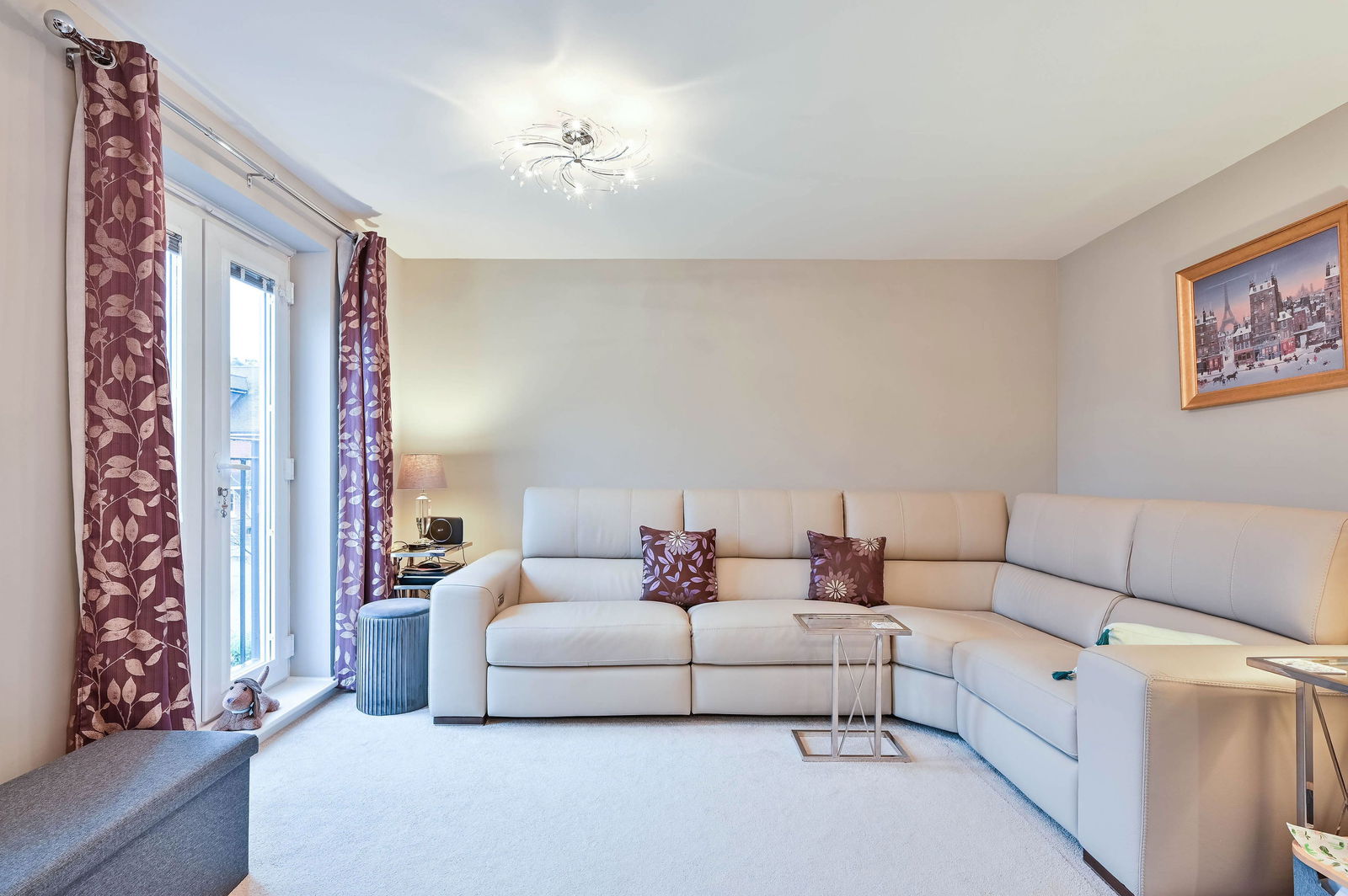 4 bed town house for sale in Raynham Close, Guildford  - Property Image 10