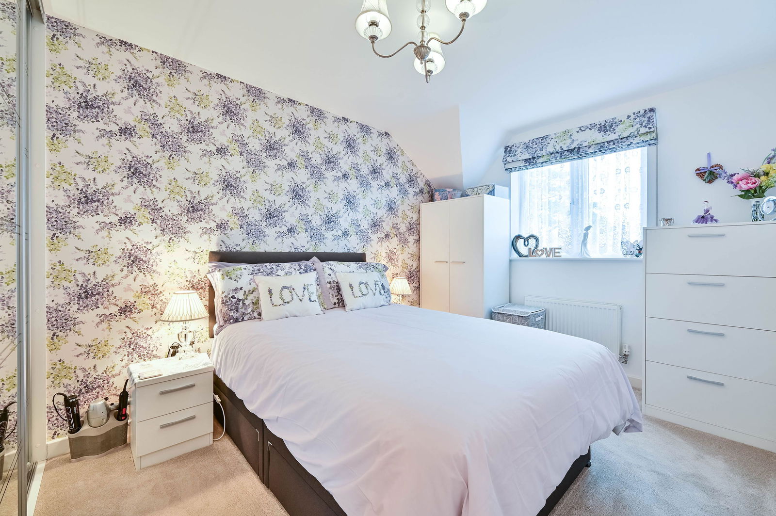 4 bed town house for sale in Raynham Close, Guildford 16