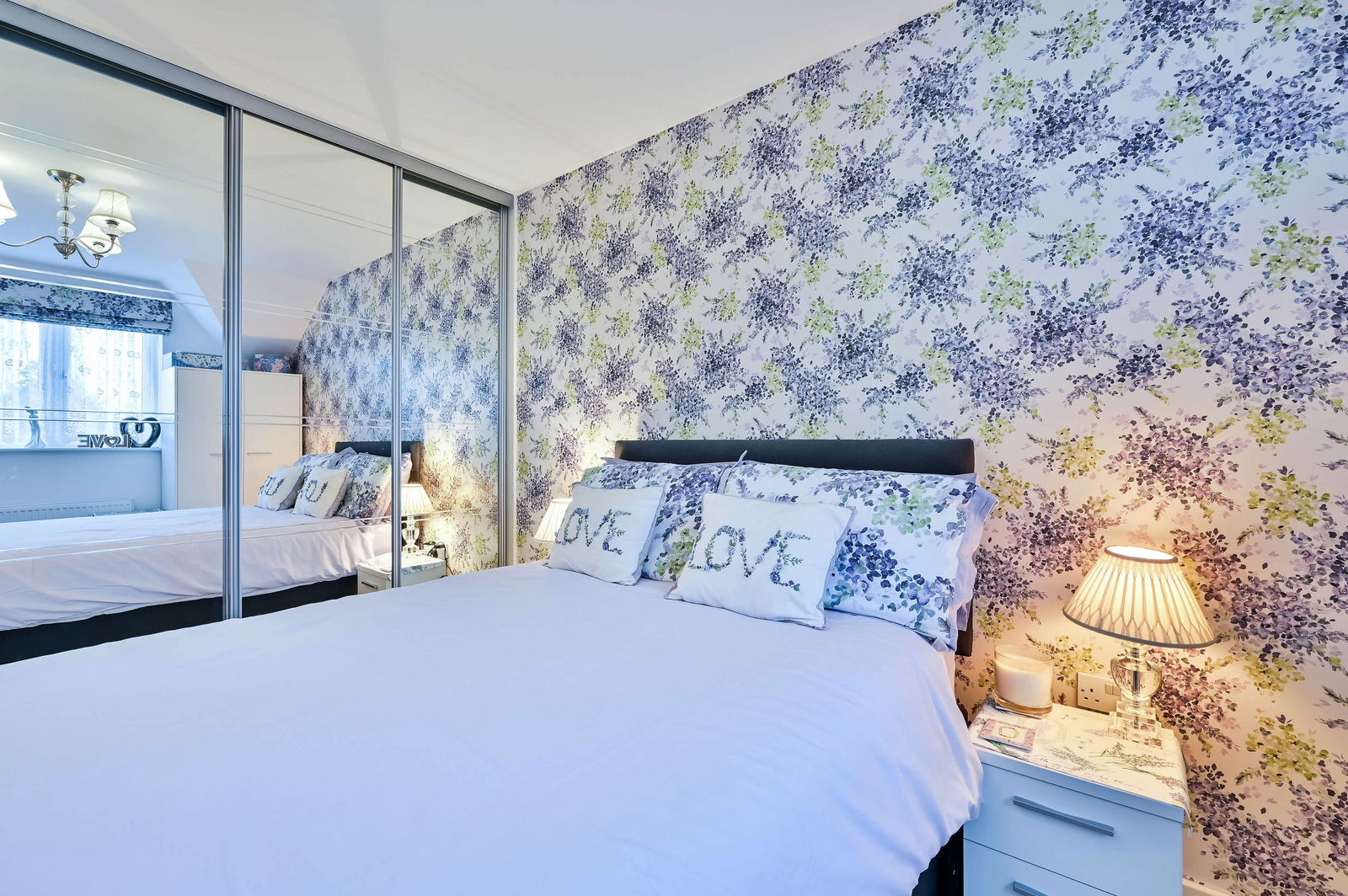 4 bed town house for sale in Raynham Close, Guildford 17