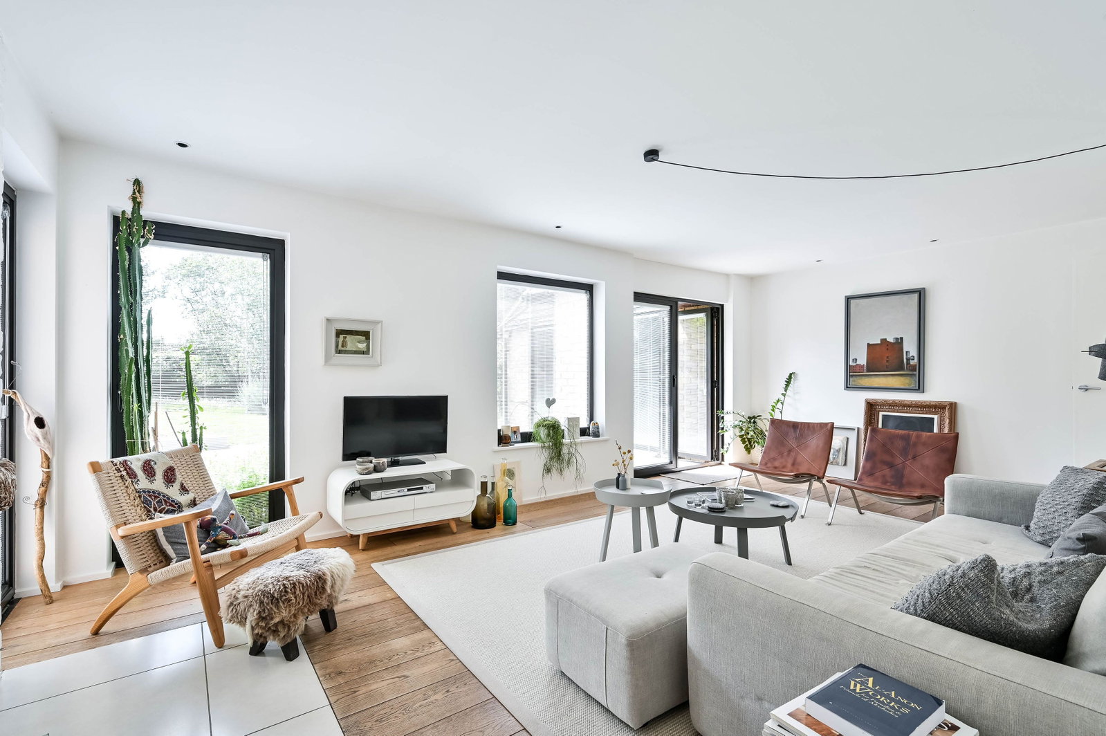 4 bed detached house to rent in Heymede, Leatherhead, KT22  - Property Image 8
