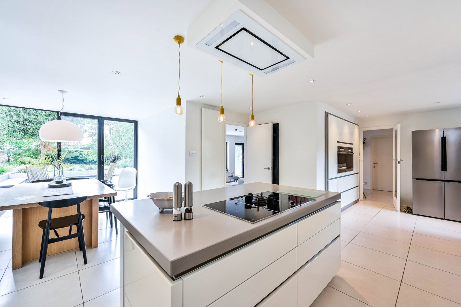 4 bed detached house to rent in Heymede, Leatherhead, KT22  - Property Image 3