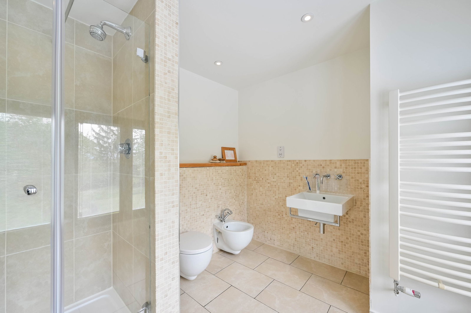 4 bed detached house to rent in Heymede, Leatherhead, KT22  - Property Image 27