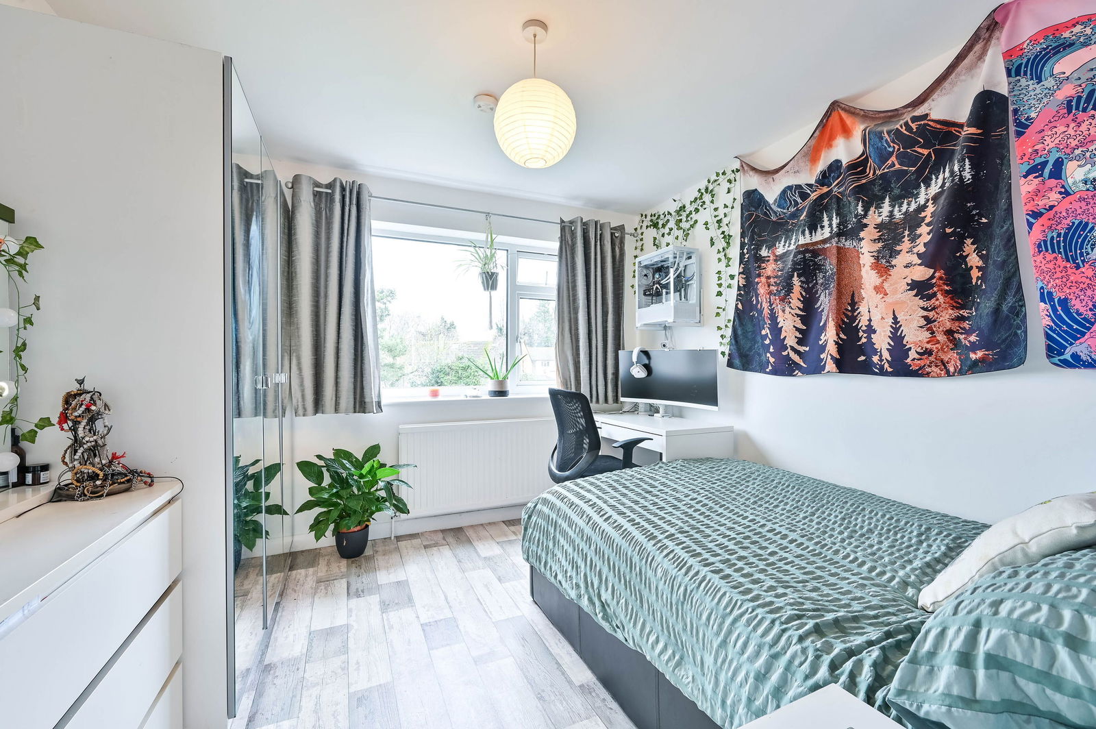 4 bed semi-detached house for sale in Burrows Close, Great Bookham  - Property Image 10