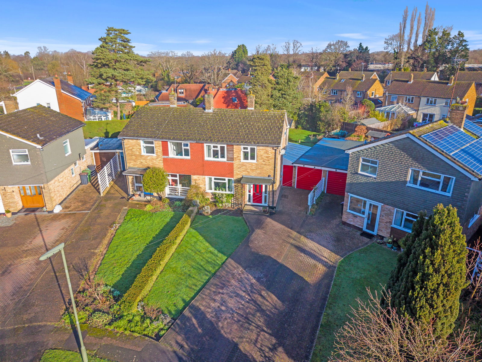 4 bed semi-detached house for sale in Burrows Close, Great Bookham 18