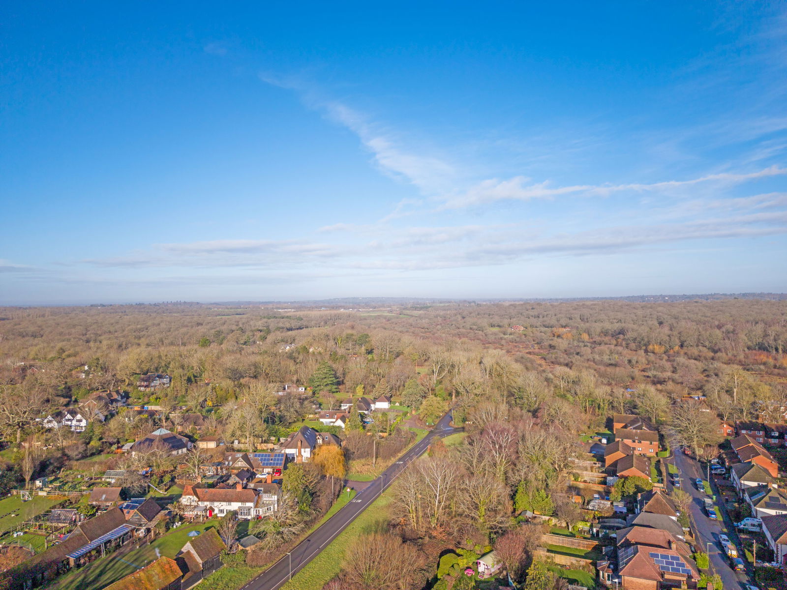 4 bed semi-detached house for sale in Burrows Close, Great Bookham  - Property Image 20