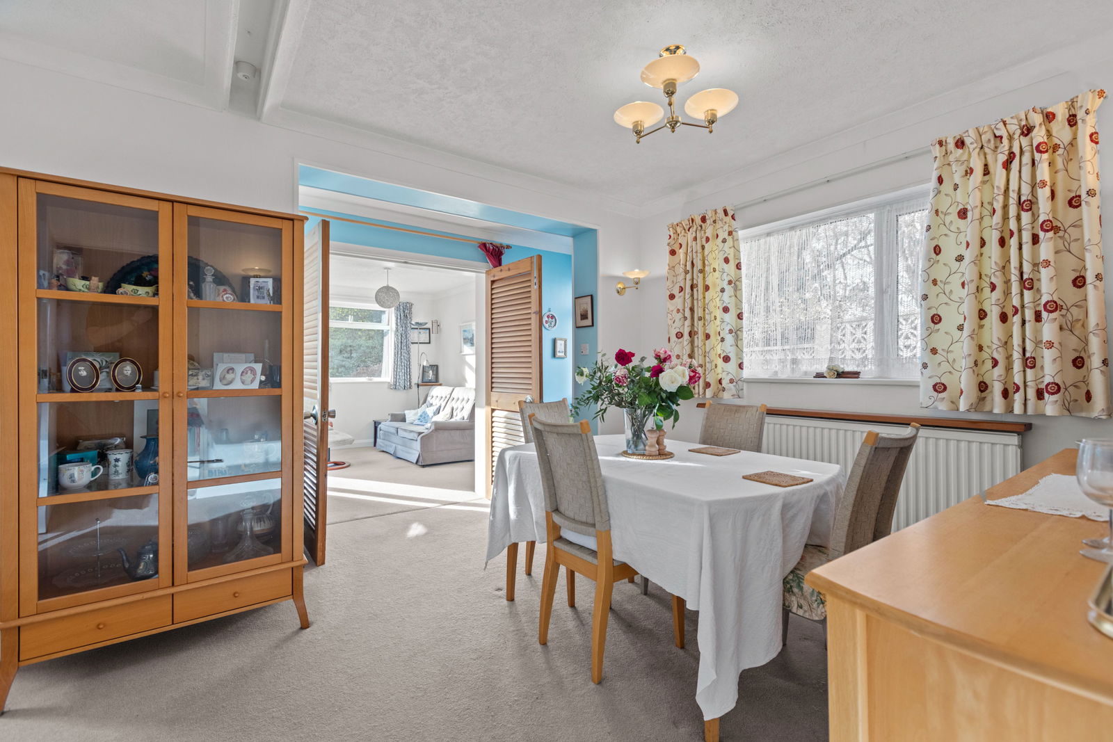 3 bed detached house for sale in The Lorne, Leatherhead  - Property Image 4