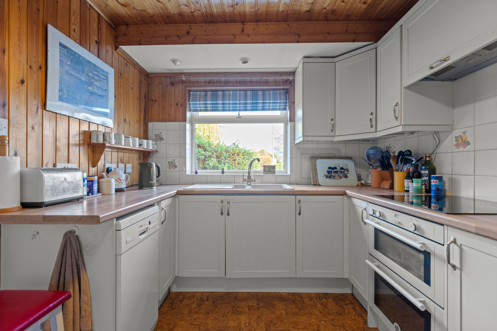 3 bed detached house for sale in The Lorne, Leatherhead 10