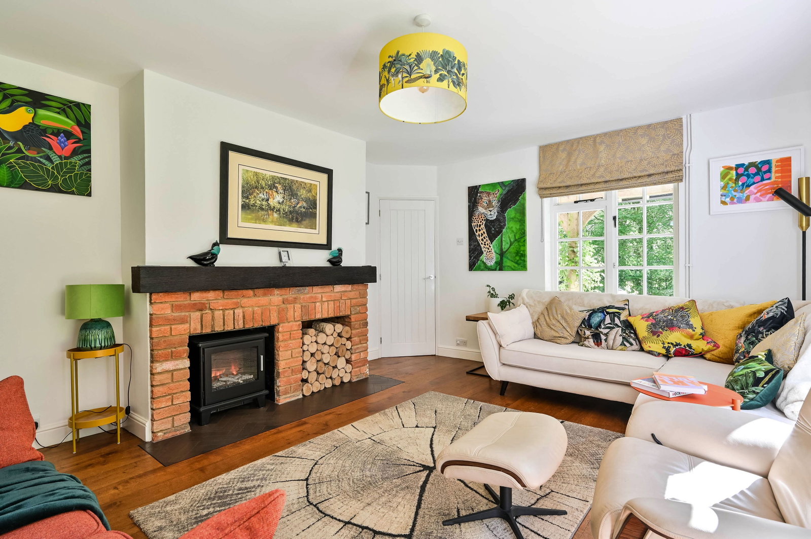 5 bed detached house to rent in Honeysuckle Bottom, East Horsley  - Property Image 5