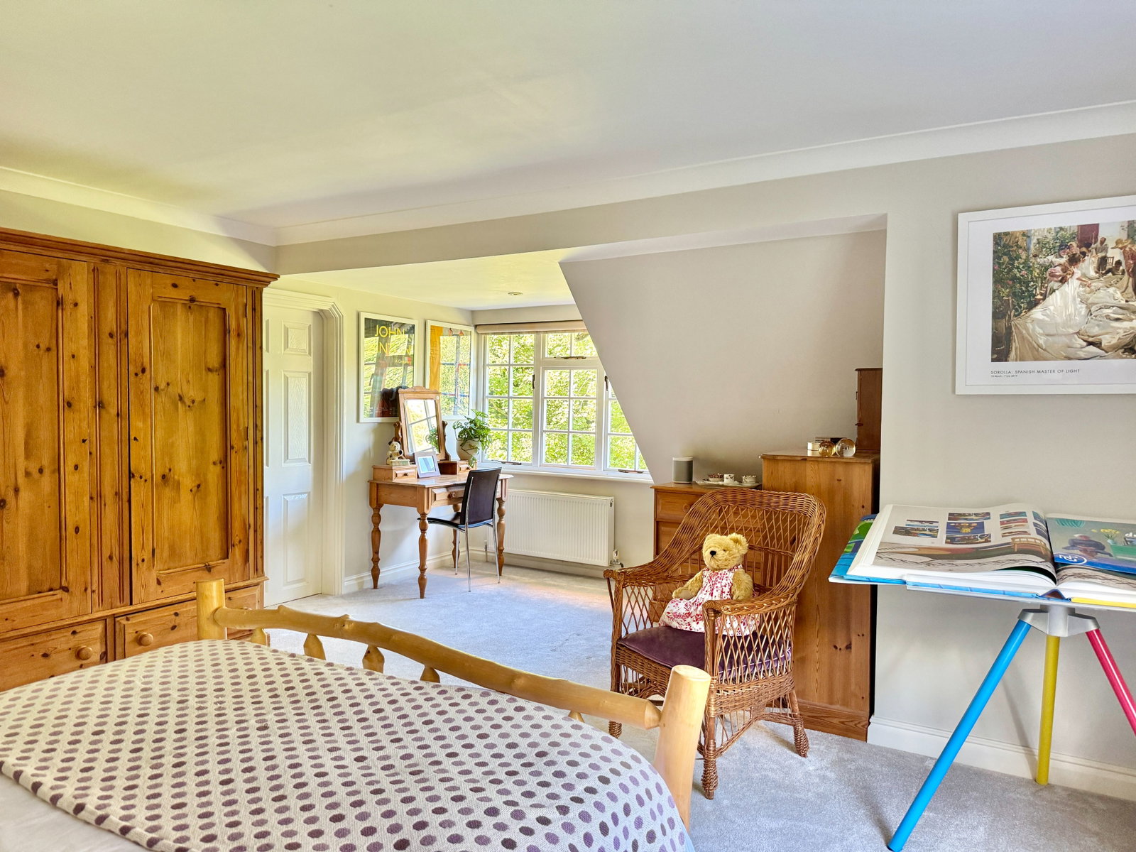 5 bed detached house to rent in Honeysuckle Bottom, East Horsley  - Property Image 16