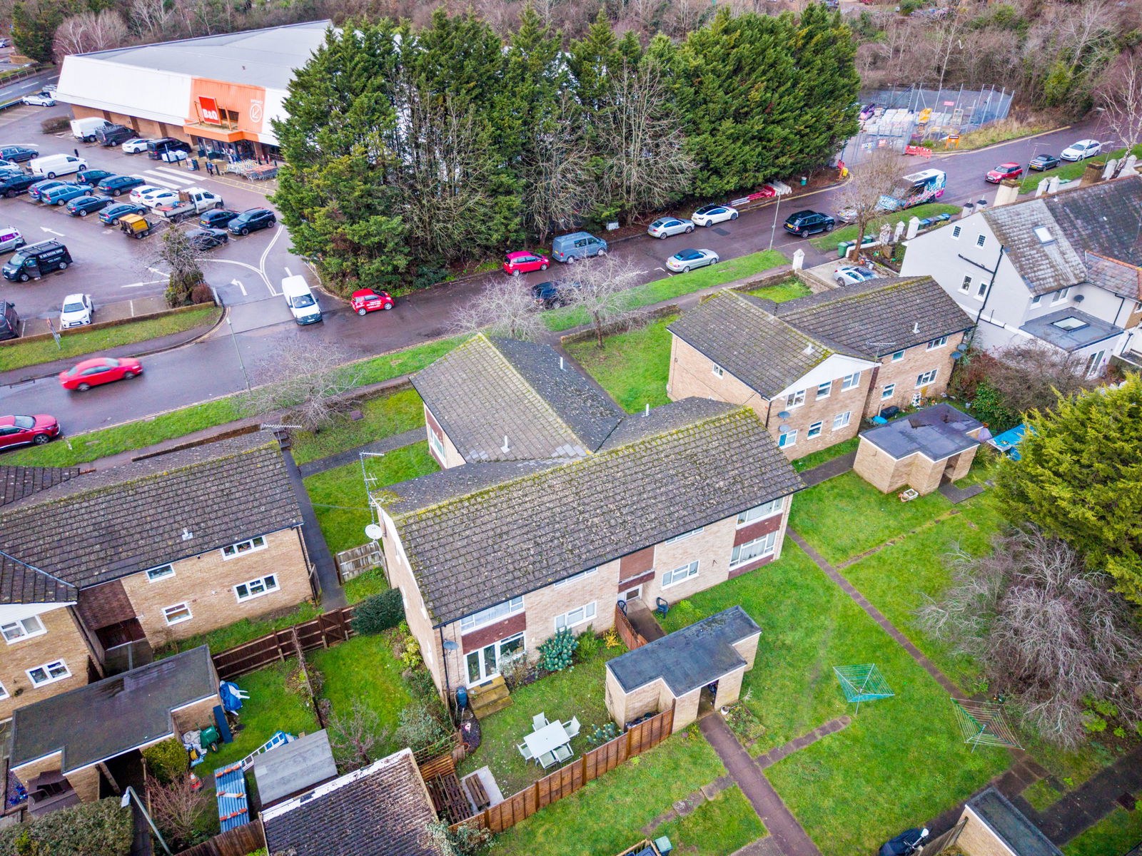 2 bed flat for sale in Kingston Road, Leatherhead 14