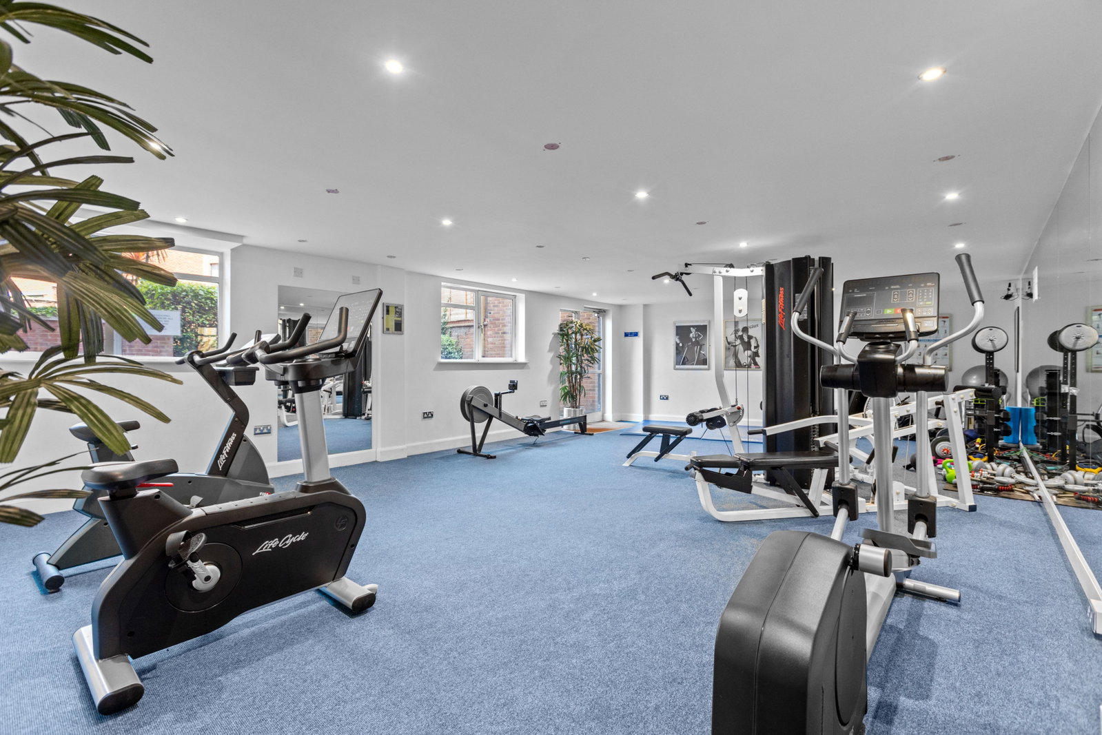 1 bed flat to rent in Mercury House, Heathcroft, W5  - Property Image 9