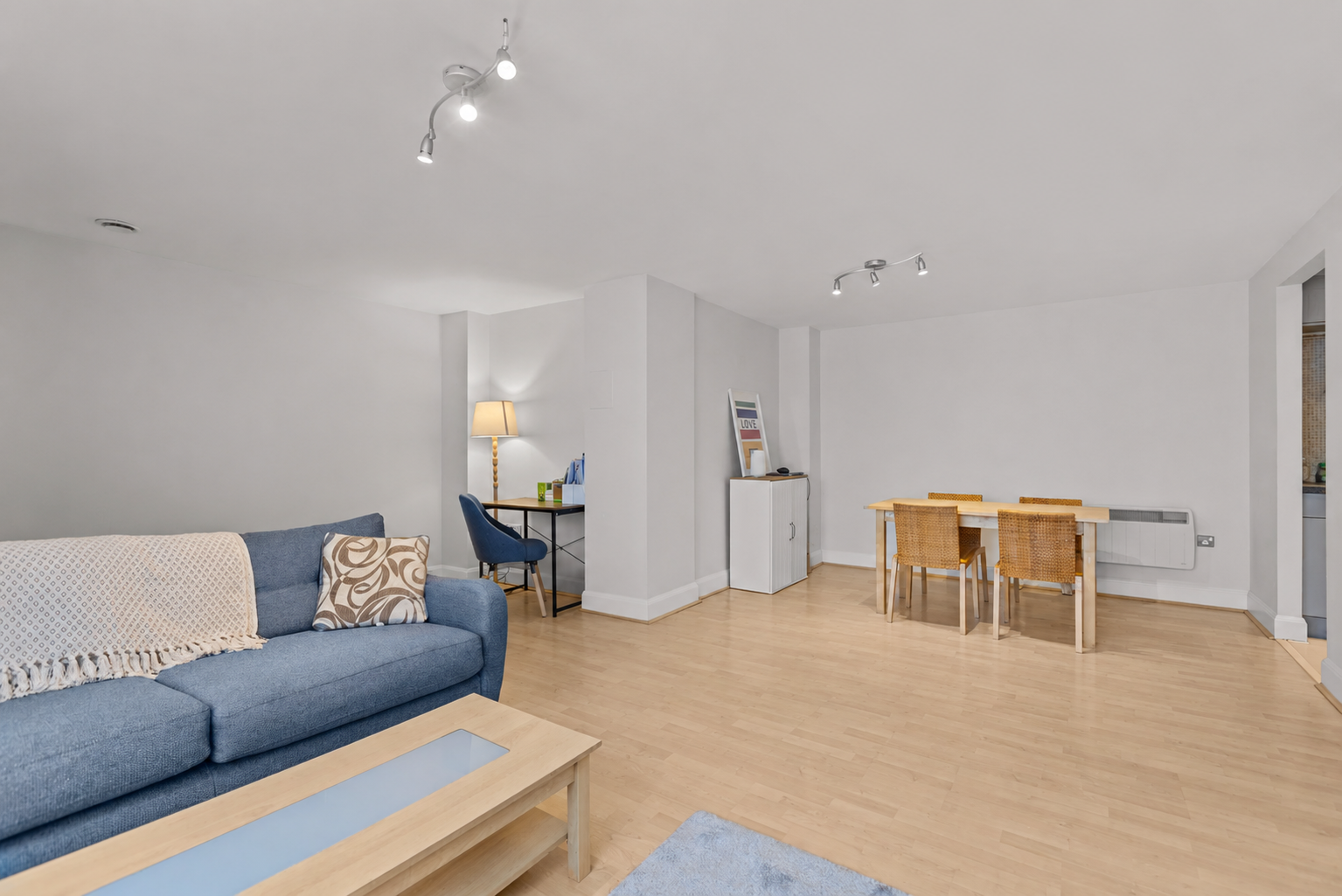 1 bed flat to rent in Mercury House, Heathcroft, W5  - Property Image 4