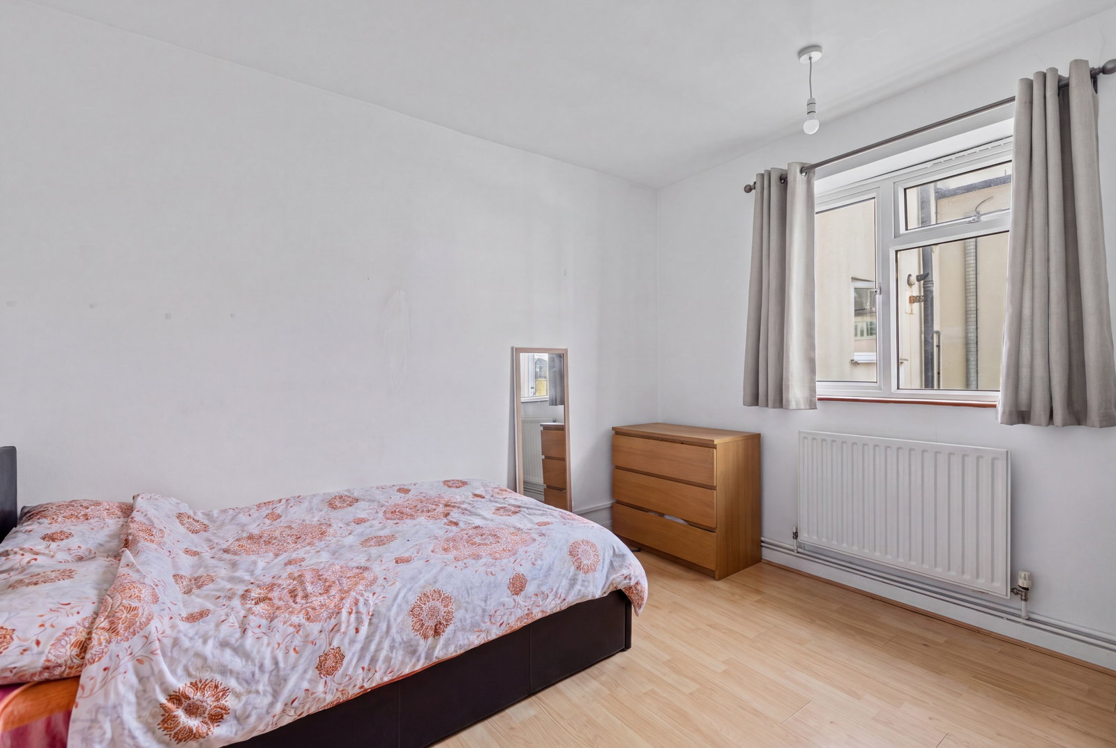 3 bed apartment to rent in Kingsnympton Park, Kingston-Upon-Thames  - Property Image 6