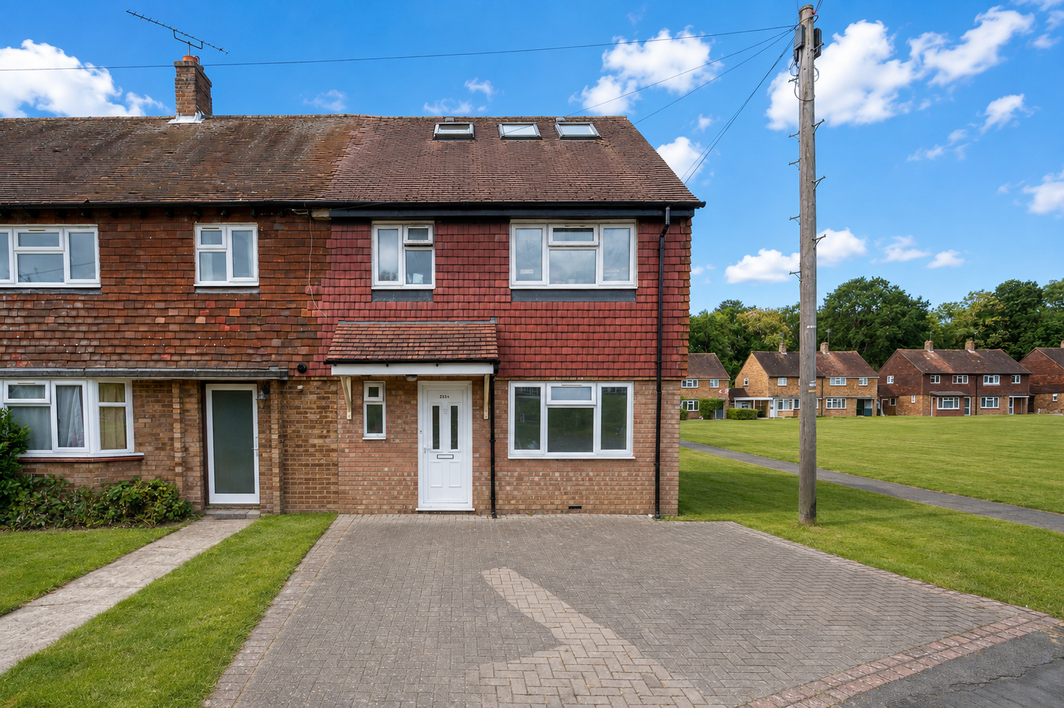 5 bed end of terrace house to rent in Southway, Guildford, GU2