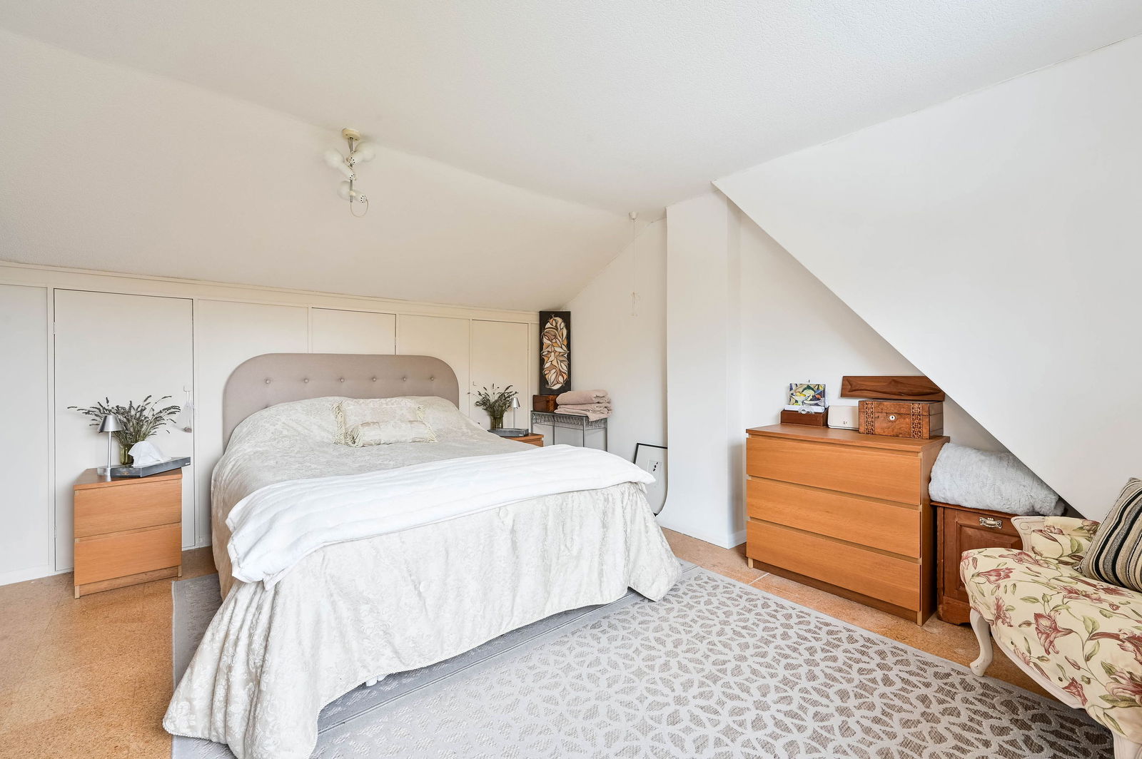 4 bed bungalow for sale in Eastwick Park Avenue, Bookham, KT23  - Property Image 9