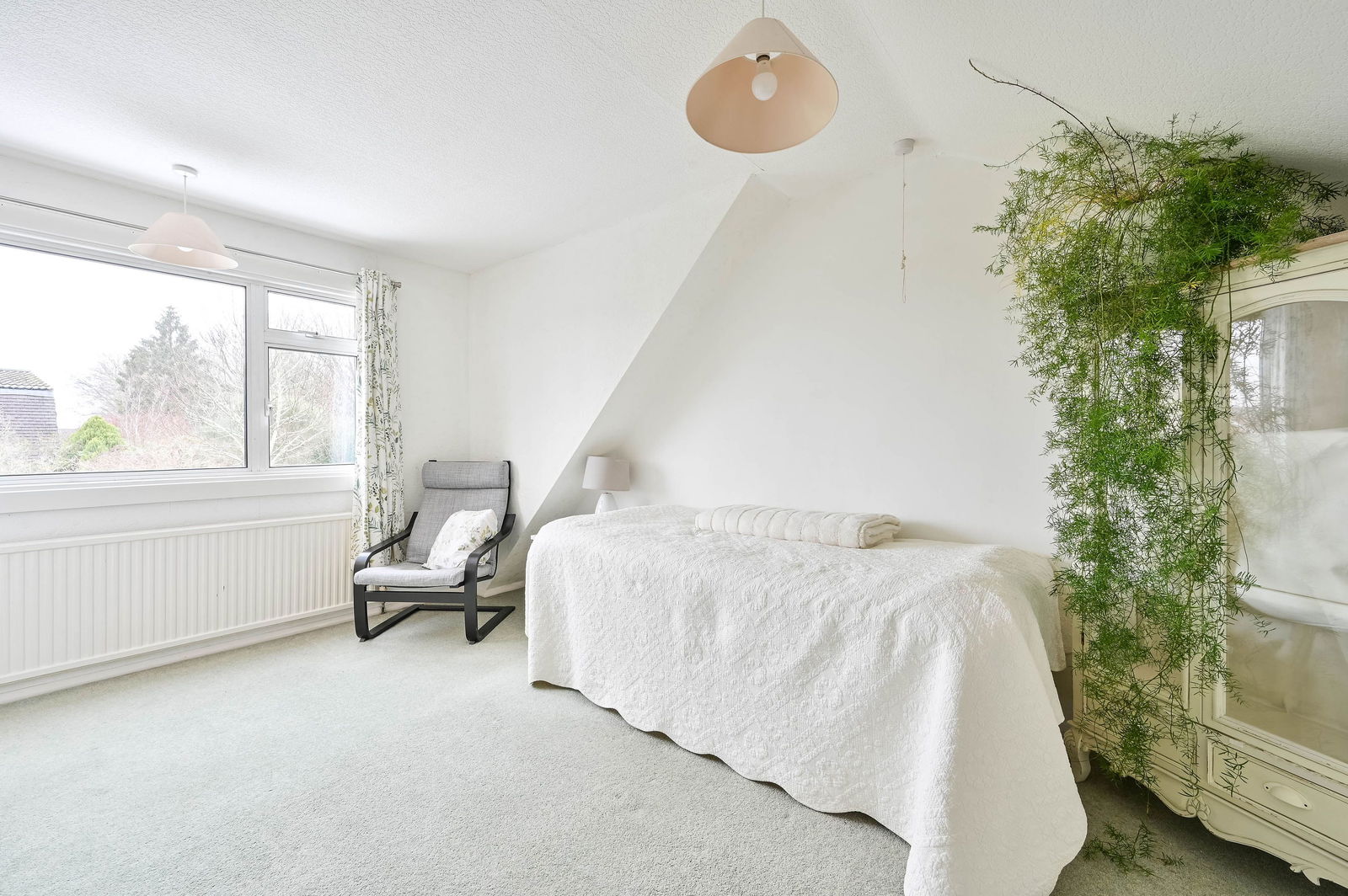 4 bed bungalow for sale in Eastwick Park Avenue, Bookham, KT23  - Property Image 14