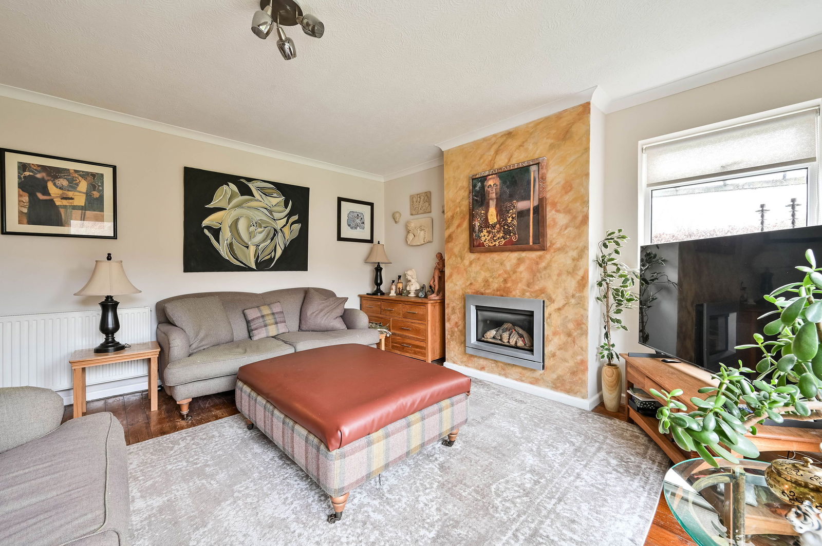 4 bed bungalow for sale in Eastwick Park Avenue, Bookham, KT23  - Property Image 5