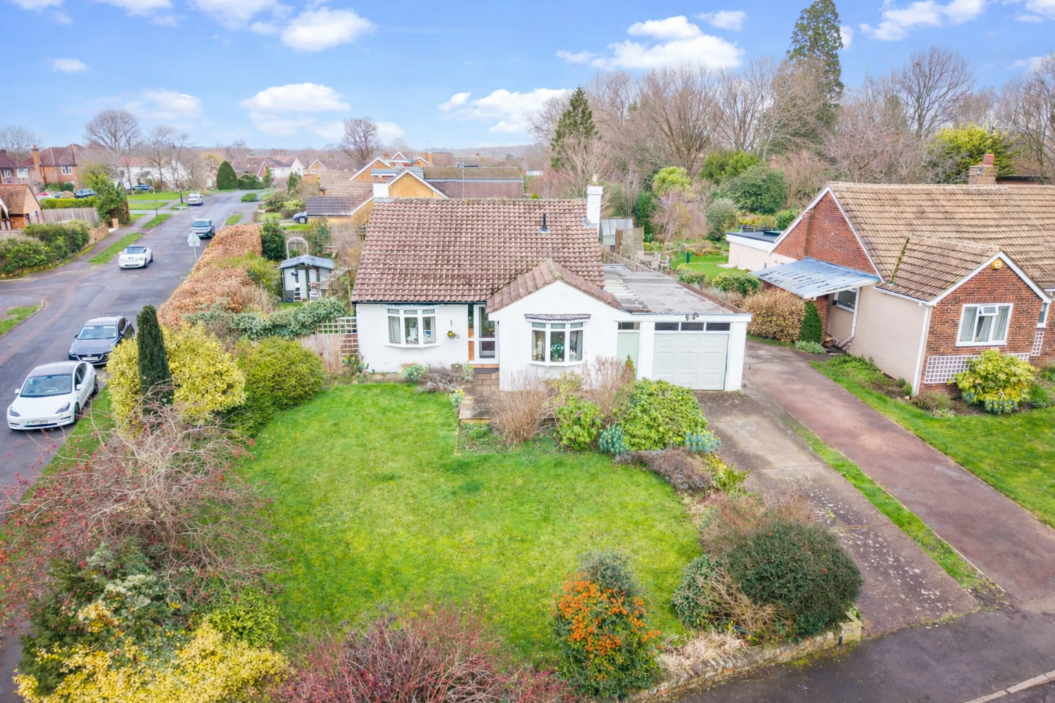 4 bed bungalow for sale in Eastwick Park Avenue, Bookham, KT23 - Property Image 1