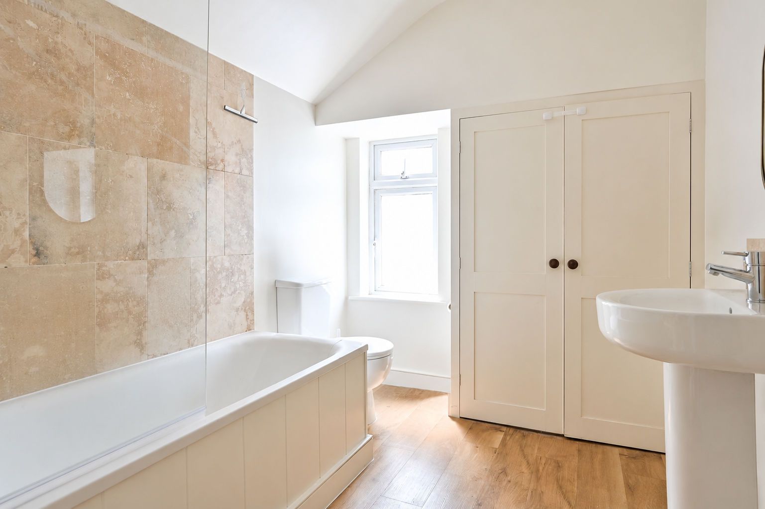 3 bed terraced house to rent in Ludlow Road, Guildford, GU2  - Property Image 14