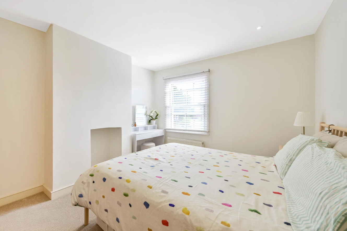 3 bed terraced house to rent in Ludlow Road, Guildford, GU2  - Property Image 6