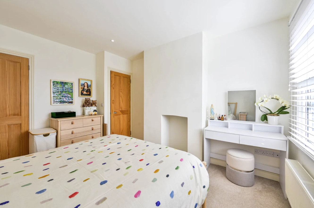 3 bed terraced house to rent in Ludlow Road, Guildford, GU2  - Property Image 13
