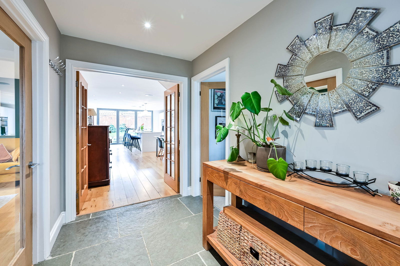 4 bed detached house for sale in Mount Pleasant, Effingham, KT24  - Property Image 6