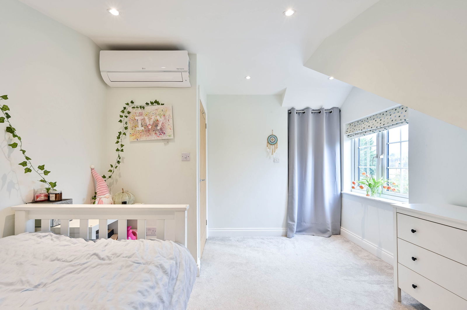 4 bed detached house for sale in Mount Pleasant, Effingham, KT24  - Property Image 16