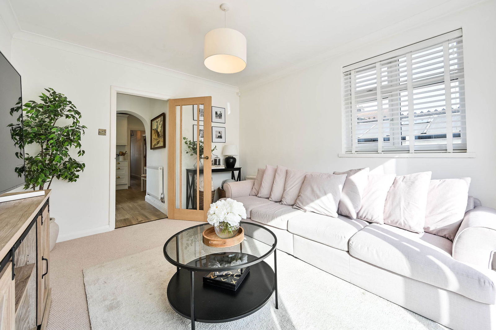 3 bed semi-detached bungalow for sale in Warenne Road, Fetcham, KT22  - Property Image 8