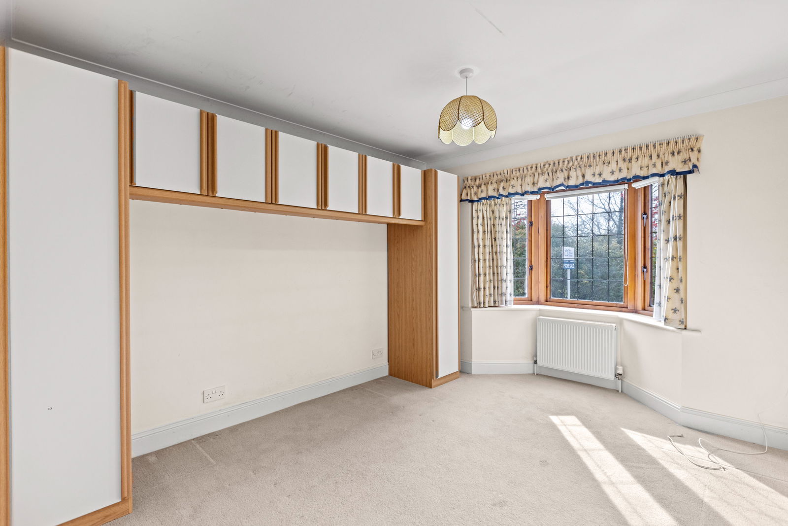 4 bed bungalow for sale in Sharon Close, Bookham, KT23  - Property Image 12